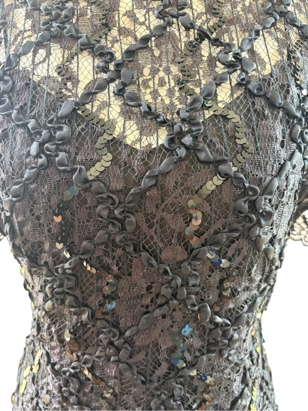 HW Collections Elegant Black Lace and Sequin Evening Dress, Size 8 - Picture 8 of 11